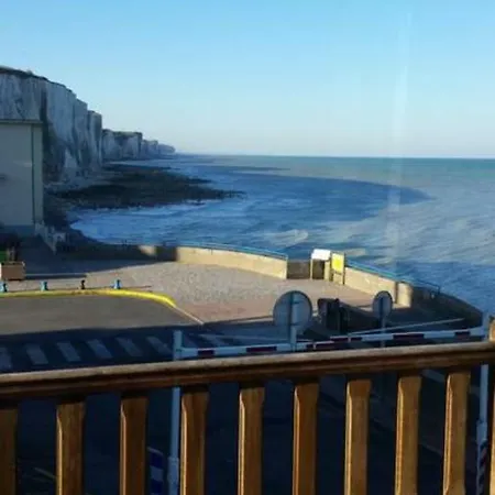 Vue Exceptionnelle Mer Et Falaises Appartement Ault